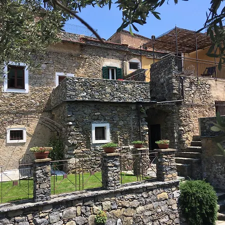 La Casa Dei Nonni Castelbianco * Colletta
