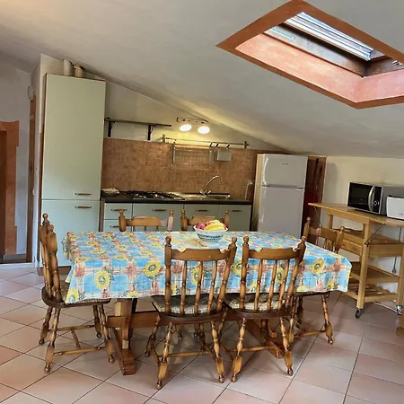 La Casa Dei Nonni Castelbianco Bed & Breakfast Colletta