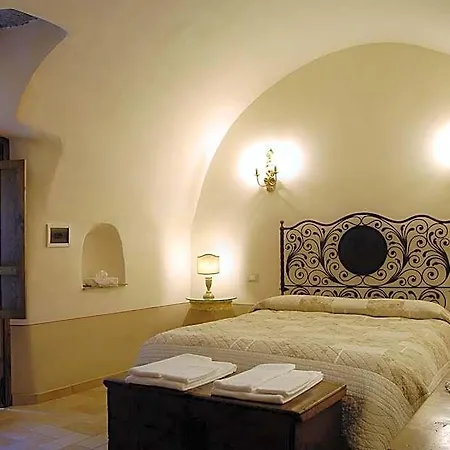 La Casa Dei Nonni Castelbianco לינה וארוחת בוקר