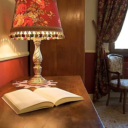 La Casa Dei Nonni Castelbianco Bed and breakfast Colletta