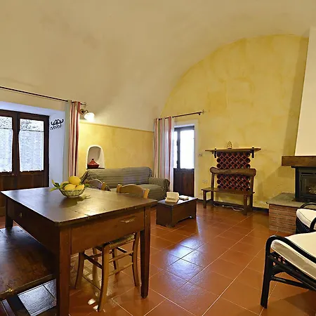 住宿加早餐酒店 La Casa Dei Nonni Castelbianco