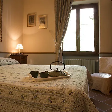 La Casa Dei Nonni Castelbianco Bed & Breakfast
