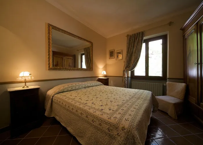 La Casa Dei Nonni Castelbianco Frühstückspension