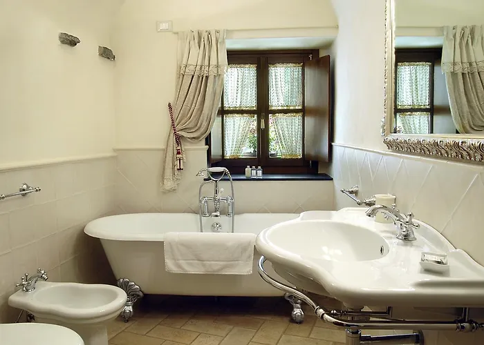 La Casa Dei Nonni Castelbianco Frühstückspension Colletta